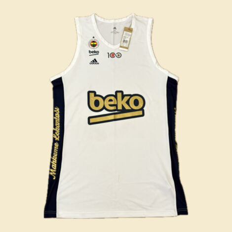 C9206619-B256-4136-9D3A-6646364F1AD2