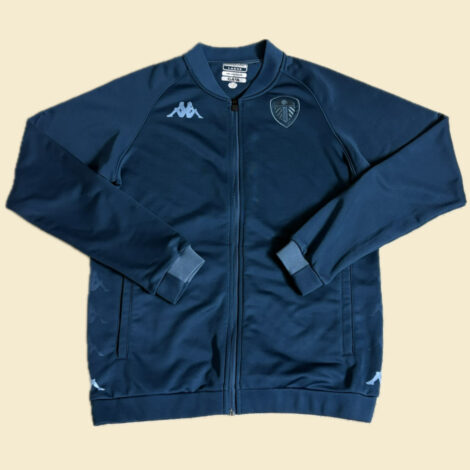 DD1B56FB-3579-4DE4-B59B-57AE7855AB1B